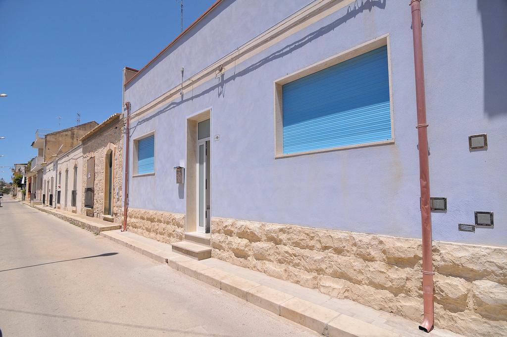 Delposto Marina Di Ragusa Exterior photo